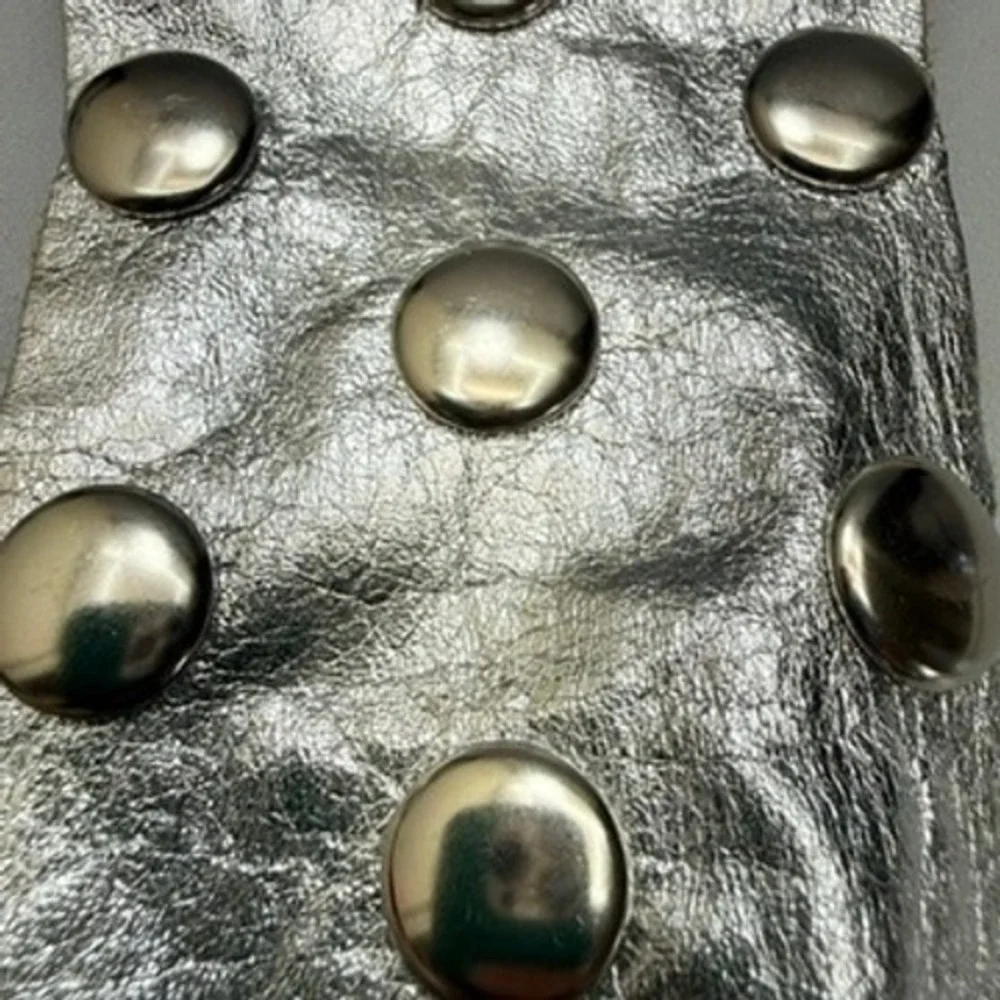 VTG Wide Silver Tone Leather Studded Snap Belt 39